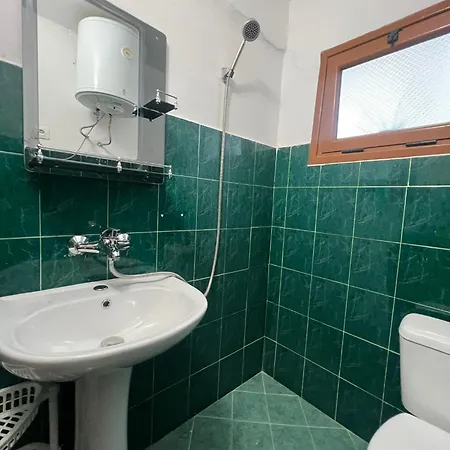 Villa Green 招待所 3*
